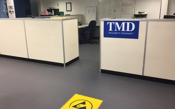 Classificação de incêndio 6.5mm ESD azulejos de piso PVC azulejos de piso condutores cor cinza clara